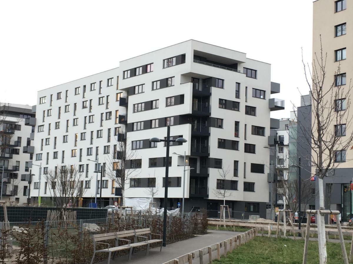 White Vintage Park View Apartment Vienna Exterior photo